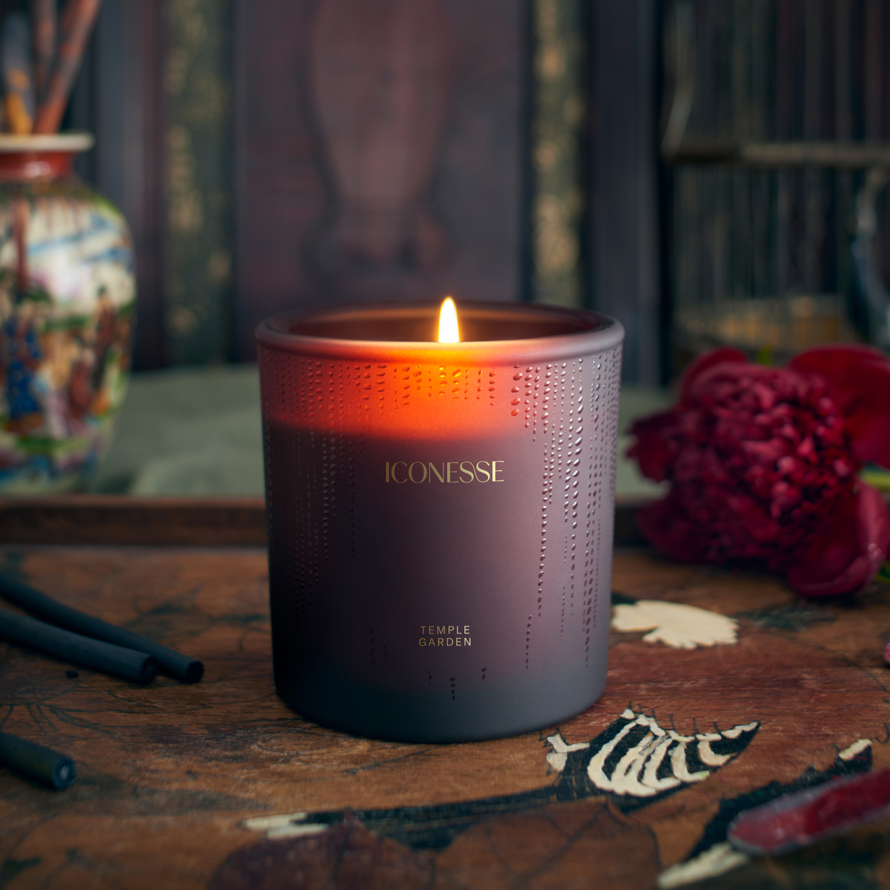 Iconesse Candle – Temple Garden